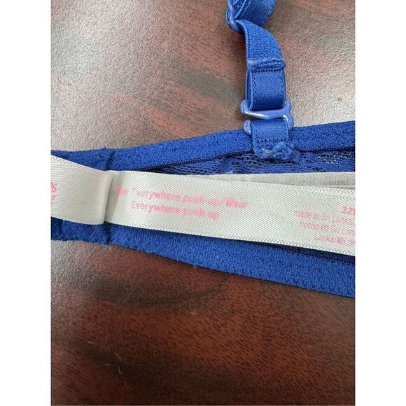 PINK Victoria’s Secret Wear Everywhere Push-Up Bra with Rhinestone Straps 32B - Picture 9 of 10